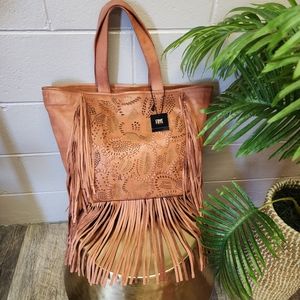 Genuine NWT Western Frye Vivian Leather Fringe Boho Tote Shoulder Bag / Purse